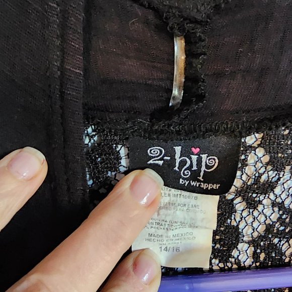 EUC Black lace Cover-Up by 2-Hip by Wrapper - Picture 2 of 4